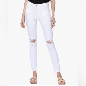 Flying Monkey White Skinny Jeans. Size 29